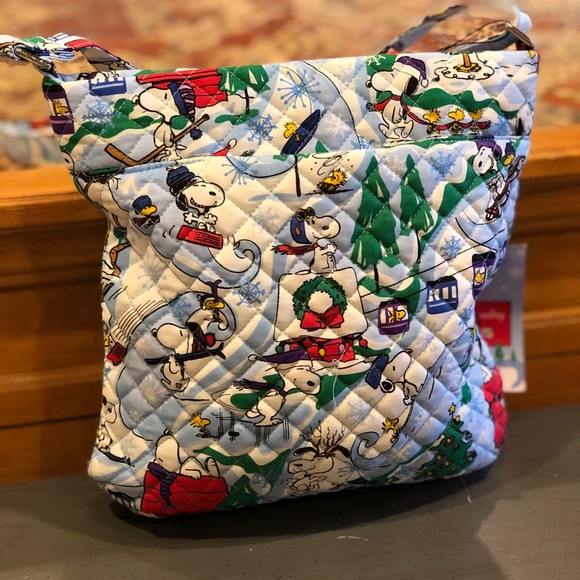 NWT Vera Bradley Peanuts Triple Zip Hipster Crossbody Bag - Picture 6 of 8